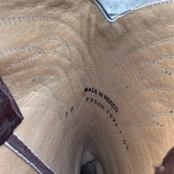 Women’s Frye Boots - Picture 5 of 6